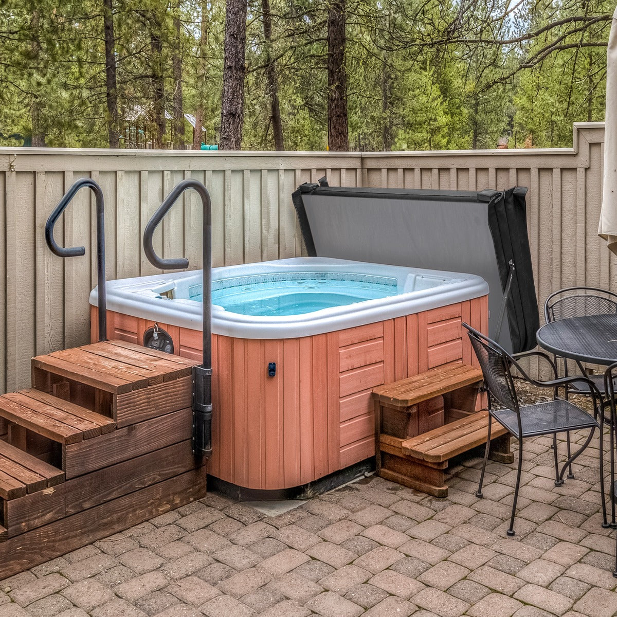 Cobertura 2m x 2m para Jacuzzi - Preta