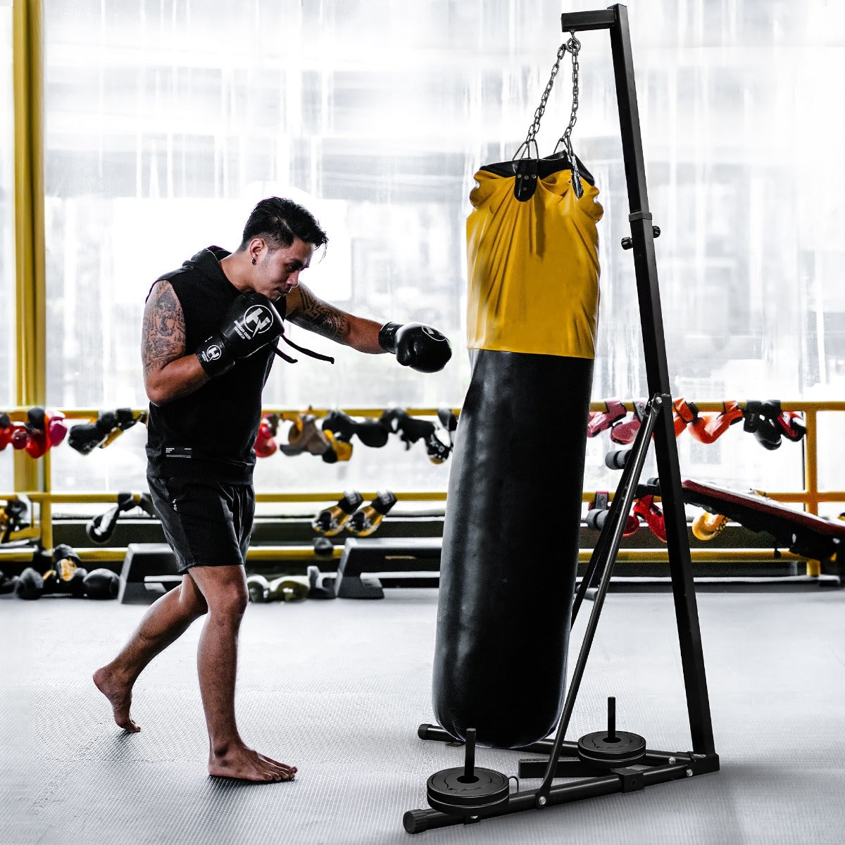 Suporte dobrá vel para saco de pancadas