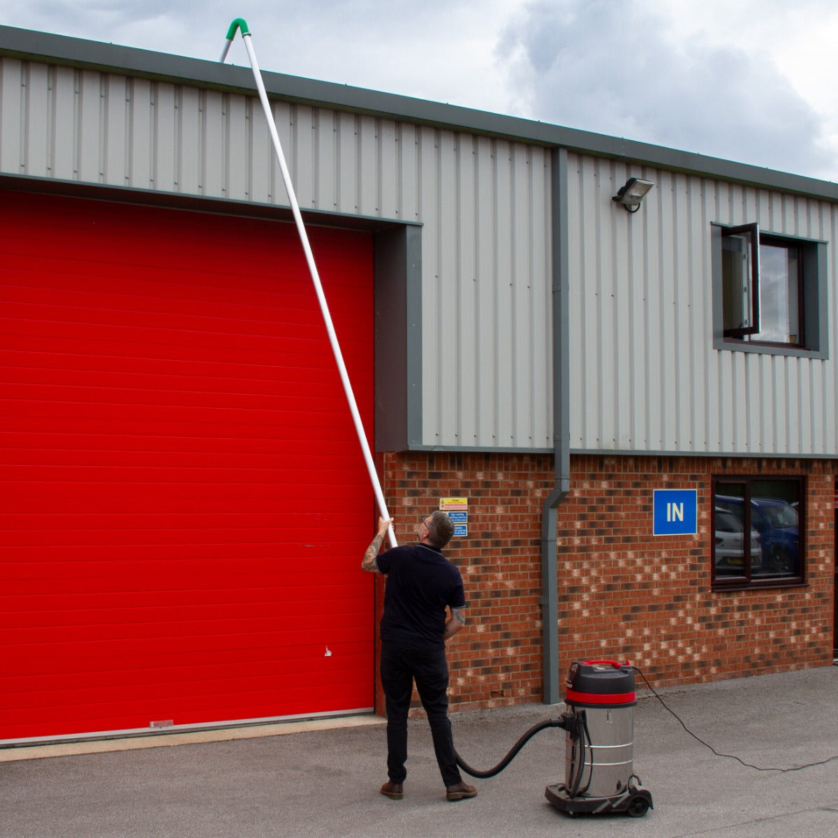 Aspirador Húmido e Seco de 80L & Extensões de Vácuo para Caleiros de 7,2 m