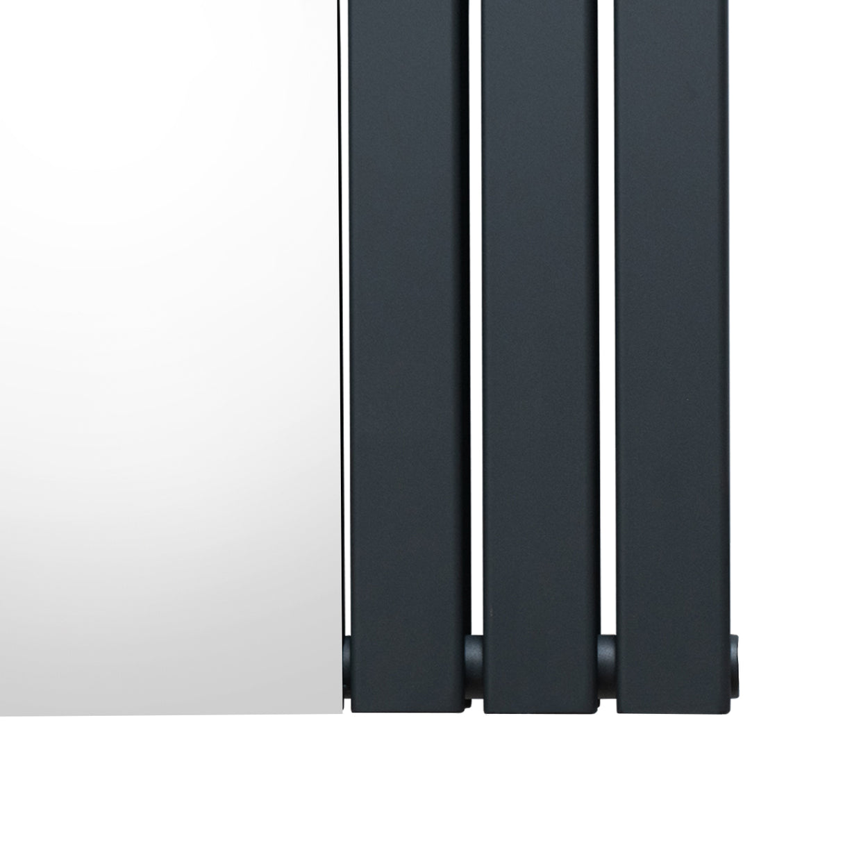 Radiador de espelho plano cinza antracite, 1800 mm x 425 mm, com superfície lisa e acabamento moderno, ideal para ambientes contemporâneos