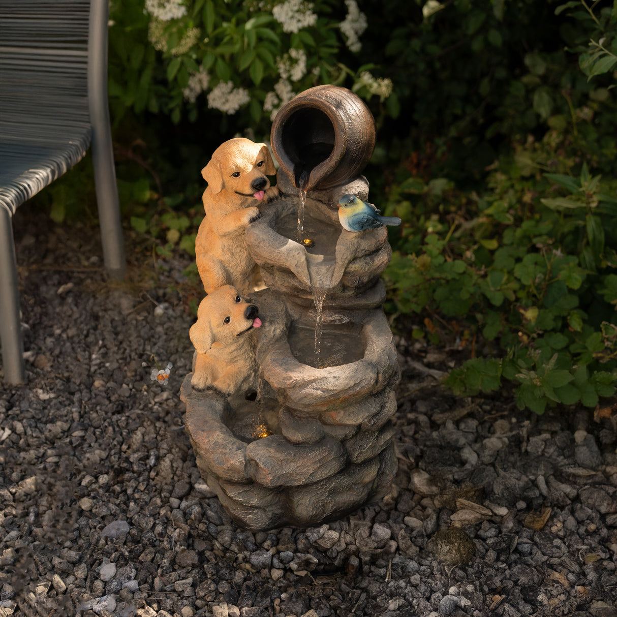 Fonte de água elétrica "Canine Creek"