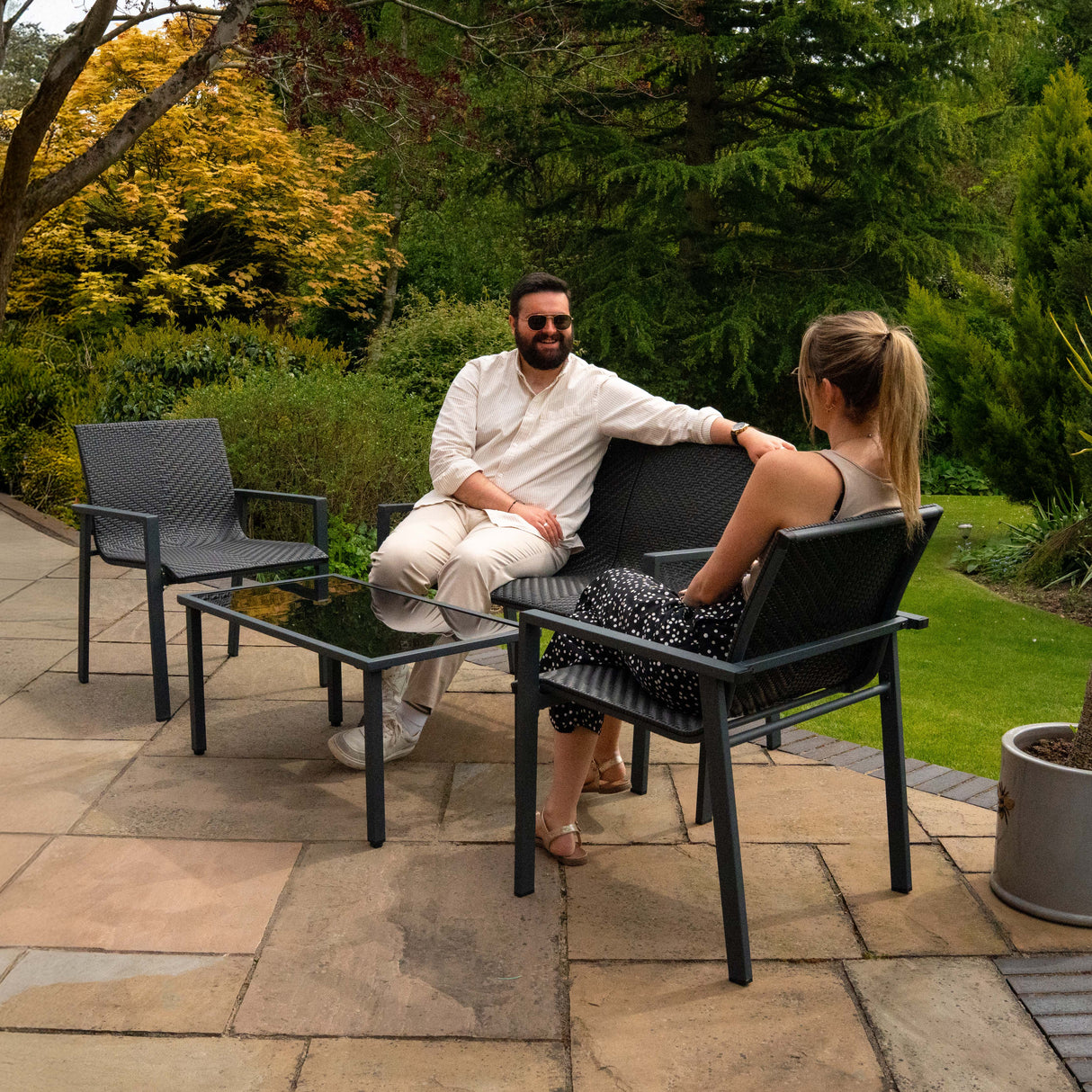 Conjunto de Móveis de Pátio de Ratã - Preto