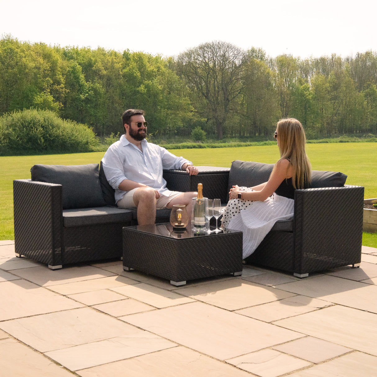 Conjunto Modular de Móveis de Pátio de Ratã - Preto | 6 Peças