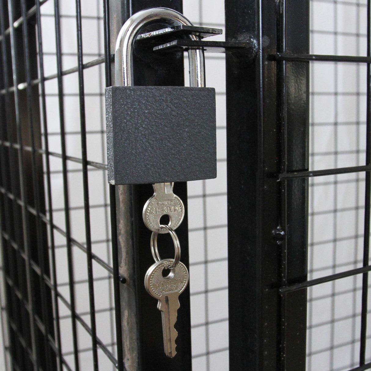 Gaiola Metá lica 92cm para 3 Cilindros de Gá s 19kg Aço Galvanizado Impermeá vel