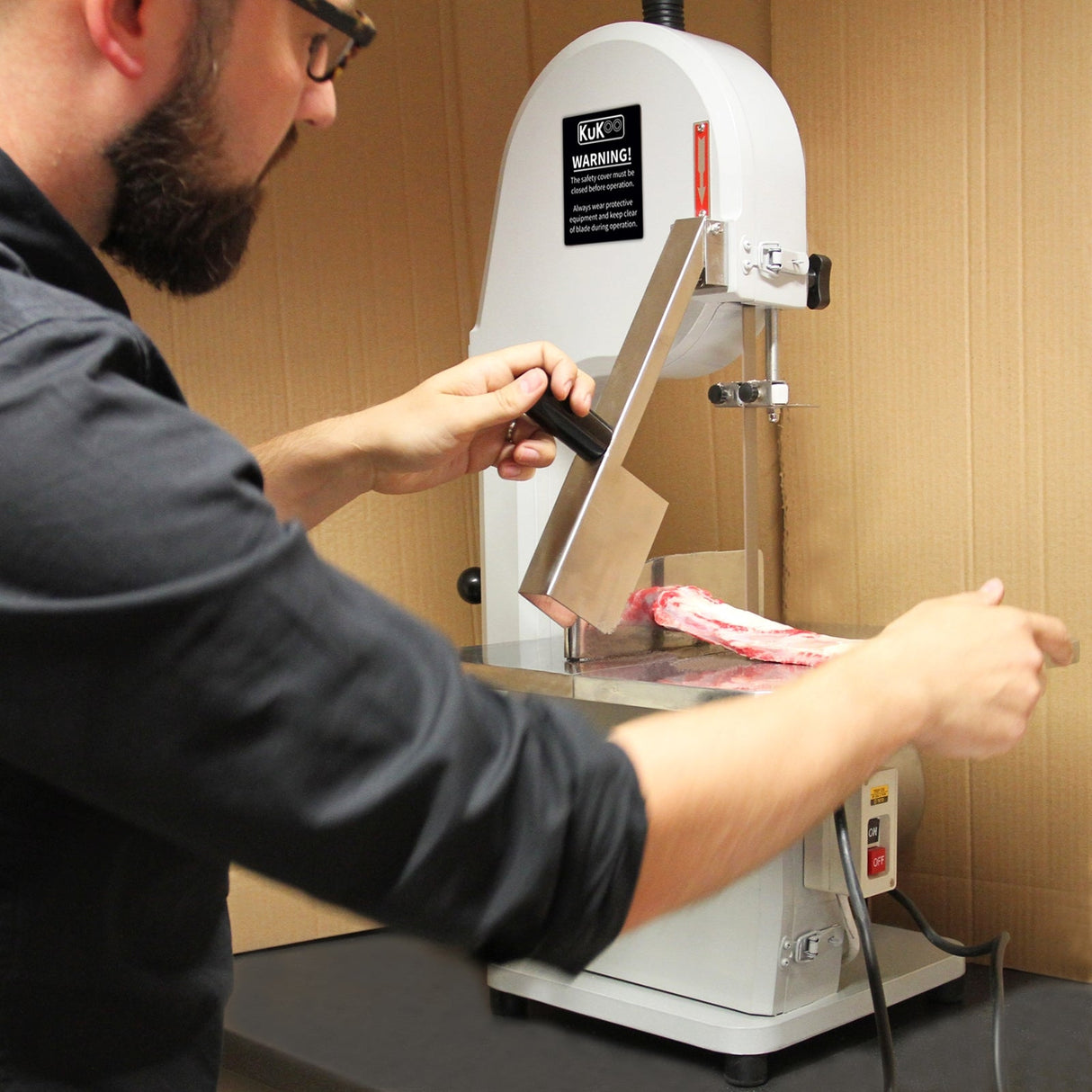 Faixa de carne elétrica profissional de 750 W com serra de ossos de 1650 mm