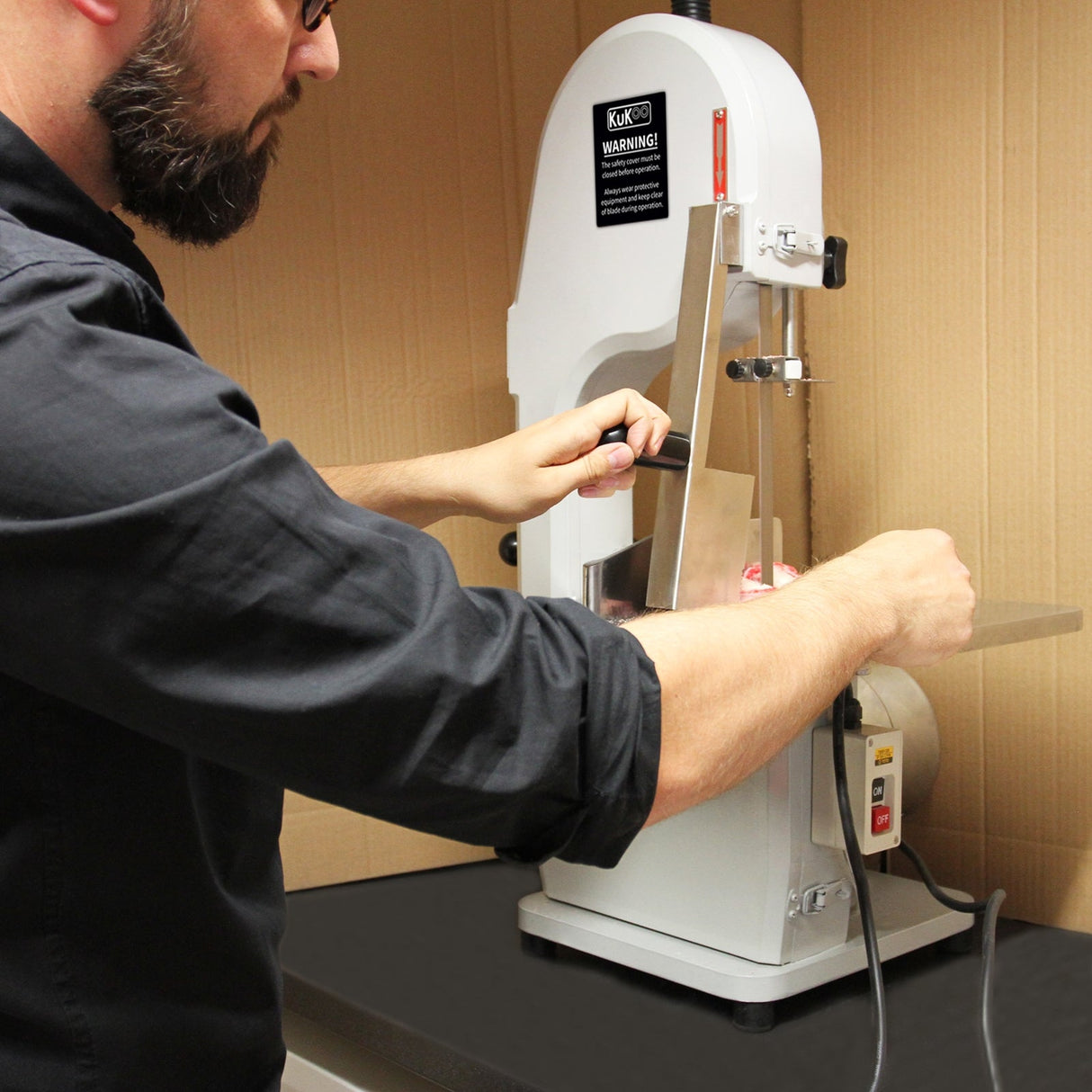 Faixa de carne elétrica profissional de 750 W com serra de ossos de 1650 mm