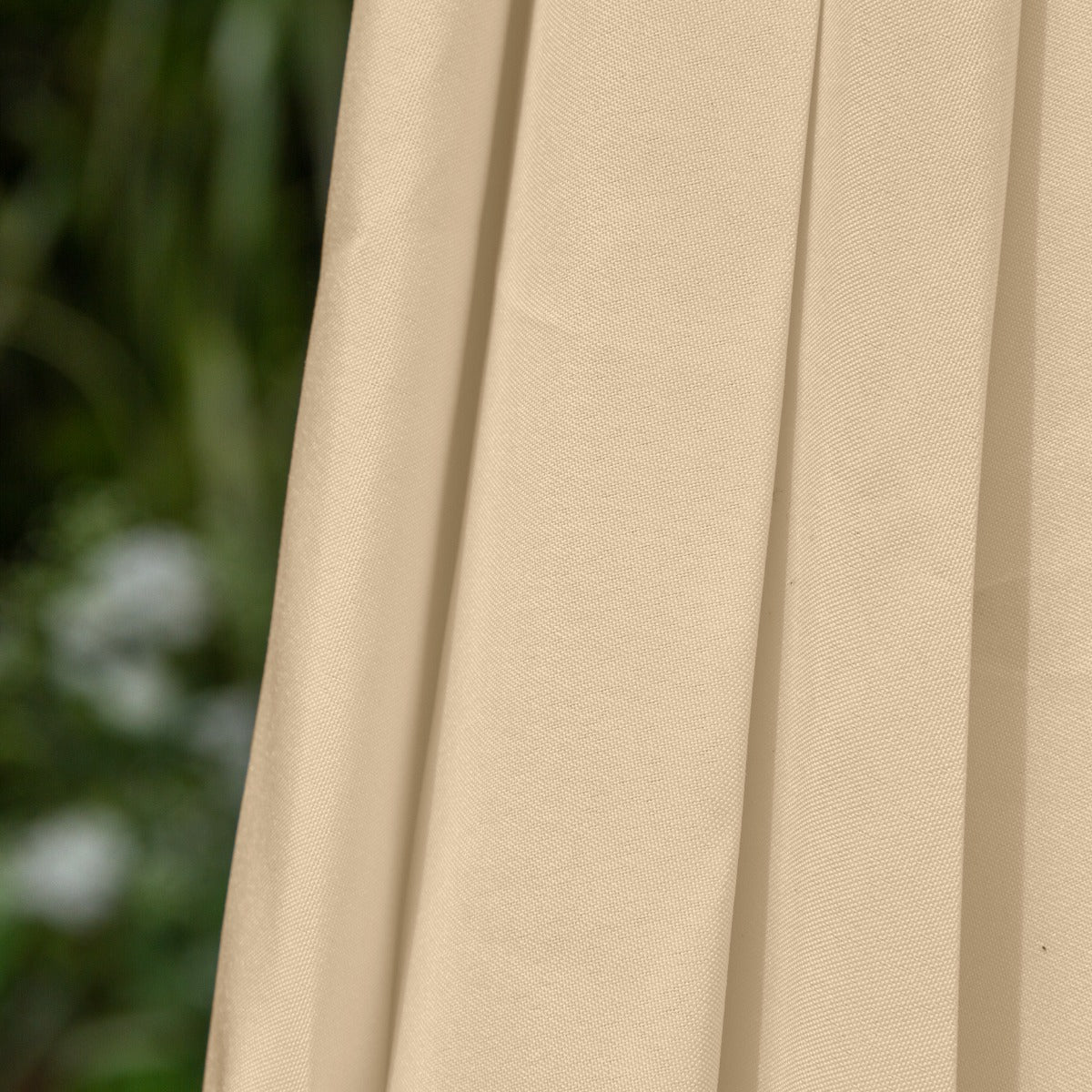 Guarda-chuva cantilever incliná vel de 2,7 m com luzes LED - Bege