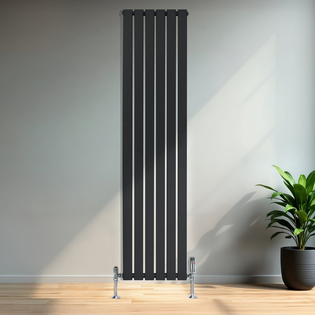 Radiador de coluna única cinza antracite, 1800 mm x 420 mm, com design vertical e acabamento liso, instalado em parede clara