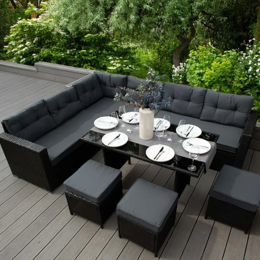 Checklist de fim de verão para o jardim: capas para mobiliário de jardim e dicas de armazenamento