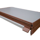 Colchão dobrável com revestimento marrom em couro sintético, superfície cinza e bordas arredondadas, ideal para conforto e praticidade