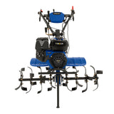 Motocultivador a gasolina 7.5 CV com estrutura azul e preta, lâminas metálicas afiadas e guidão ajustável para fácil manuseio