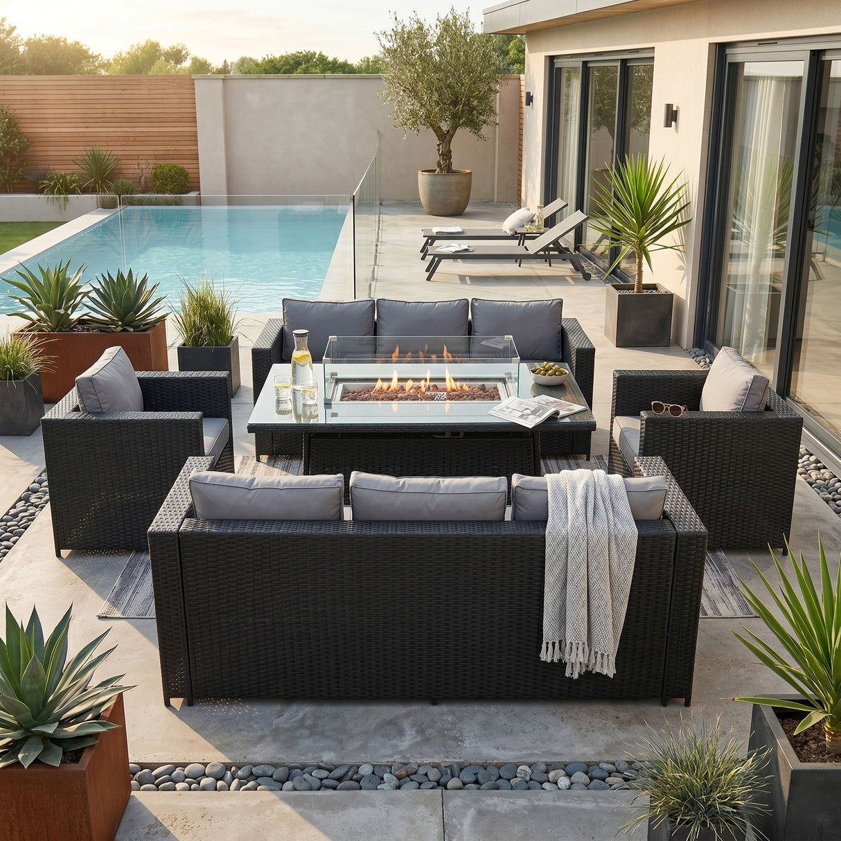 Conjunto de Jardim em Rattan 8 Lugares com Mesa de Fogo a Gás – Preto