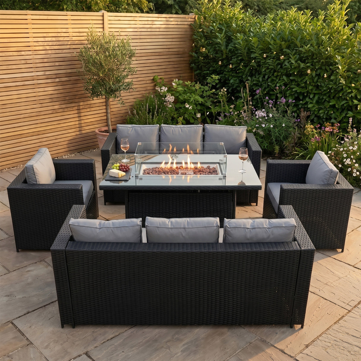 Conjunto de Jardim em Rattan 8 Lugares com Mesa de Fogo a Gás – Preto