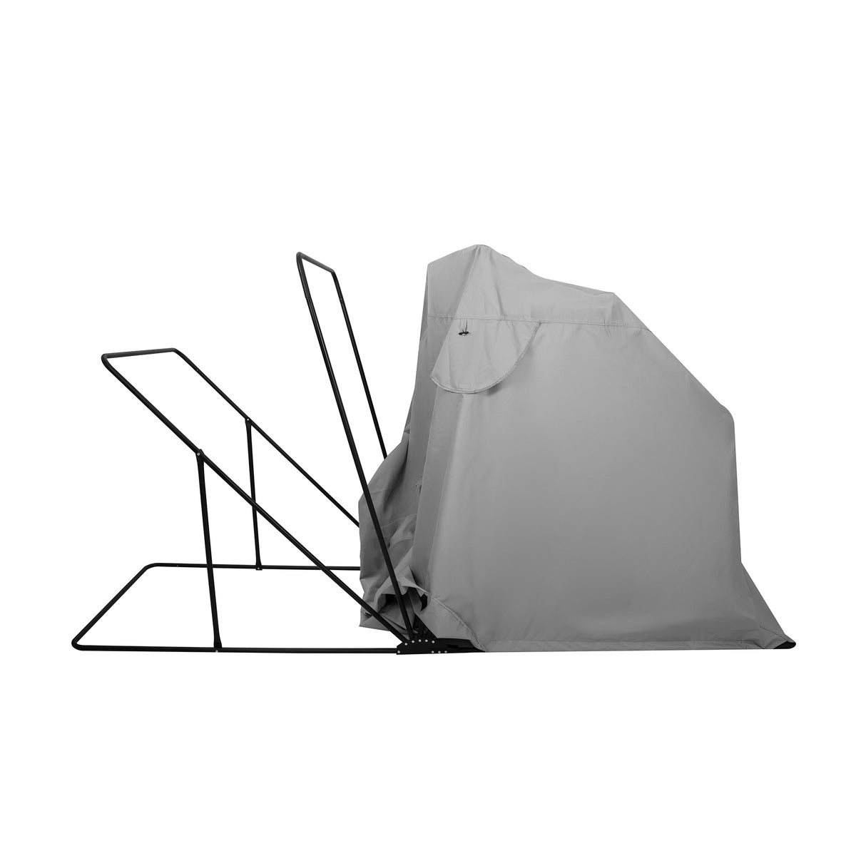 Capa de proteção cinza para equipamento, com estrutura metálica preta, ideal para proteger contra intempéries e sujeira
