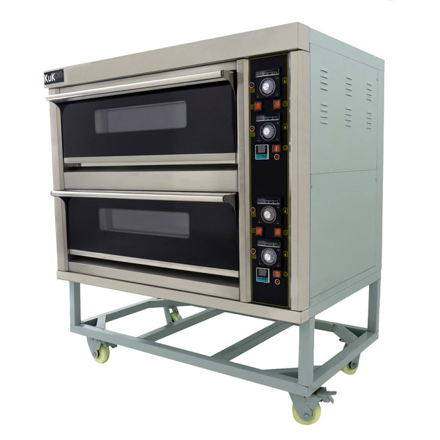 Forno comercial grande para pizza KuKoo com estrutura metálica prateada, duas câmaras de aquecimento e controle digital de temperatura
