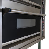 Forno comercial grande para pizza KuKoo, com estrutura em aço inox, acabamento prateado, portas de vidro e botões de controle em destaque