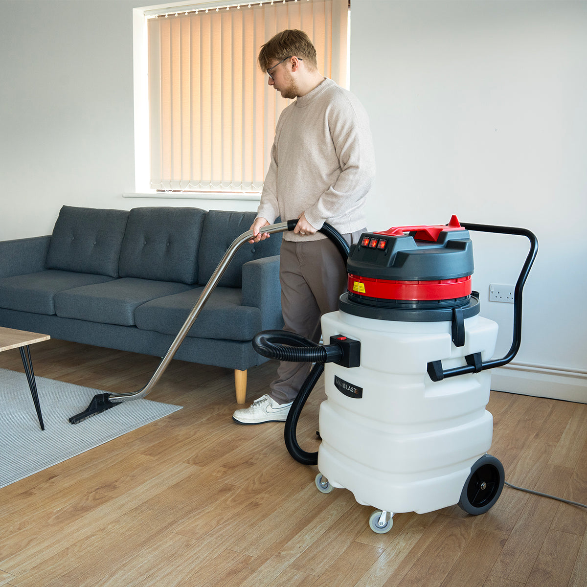 Aspirador Industrial 90L para Limpeza de Pisos Secos e Molhados 3000W - view 13
