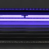 Plotter de recorte de vinil 720 com suporte, guia de luz LED roxa, estrutura metálica e detalhes em preto, ideal para cortes precisos