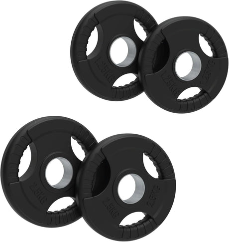 Conjunto de discos olímpicos de 7,5 kg em borracha preta, com abertura triangular e textura antiderrapante para melhor grip