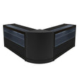 Conjunto de balcões comerciais em preto com iluminação LED, design moderno e vitrines de vidro, ideal para exibição de produtos