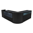 Conjunto de balcões comerciais em preto, com design moderno, iluminação LED e superfícies de vidro, ideal para exibição de produtos