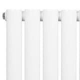 Radiador de coluna oval branco com acabamento liso, composto por seções verticais, ideal para aquecimento em ambientes internos