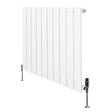 Radiador plano de coluna simples, 600 x 700 mm, com acabamento branco e válvulas metálicas, ideal para aquecimento eficiente