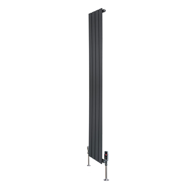 Radiador plano de coluna simples em cinza antracite, com design vertical e válvulas, ideal para aquecimento eficiente em ambientes modernos