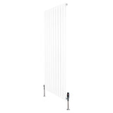 Radiador plano de coluna simples, 1600 x 700 mm, acabamento branco, com design vertical e válvulas na base para controle de temperatura
