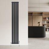 Radiador plano de coluna simples cinzento antracite, com design elegante e moderno, instalado em parede clara, destacando seu formato vertical e válvulas cromadas