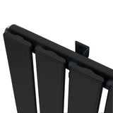Radiador plano de coluna simples em preto, com design elegante e acabamento liso, medindo 1800 mm x 280 mm, ideal para aquecimento eficiente