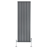 Radiador plano de coluna única cinzento antracite, 1800 mm x 560 mm, com válvulas cromadas e design moderno e elegante
