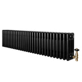 Radiador tradicional preto de 4 colunas, 300 x 1370 mm, com acabamento liso e válvulas de bronze, ideal para aquecimento eficiente