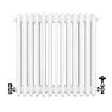Radiador tradicional de 4 colunas, acabamento branco brilhante, com válvulas metálicas prateadas, ideal para aquecimento eficiente