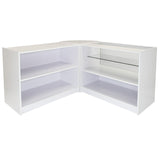 Móvel de canto branco brilhante com prateleiras abertas e uma prateleira de vidro, ideal para organização e exibição de produtos