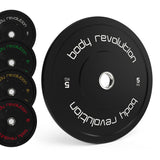 Discos bumper olímpicos pretos da Body Revolution, com pesos de 5kg, 10kg, 15kg e 25kg, destacando o design moderno e resistente